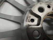 Laden Sie das Bild in den Galerie-Viewer, 1x Alufelge 18 Zoll 8.0&quot; 5x112 30ET Glanz Schwarz 6861224 BMW G31 G30 Rim Wheel