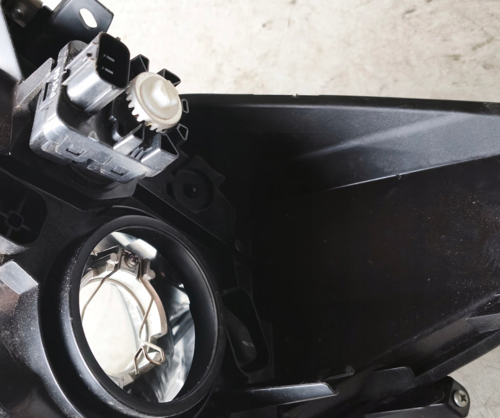 Frontscheinwerfer Mitsubishi Space Star 85122000 Links Scheinwerfer Headlight SCH1479395186nb
