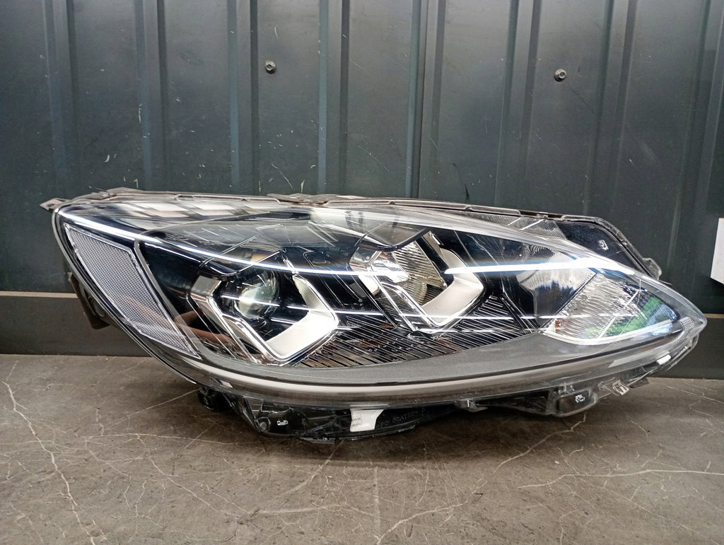 Frontscheinwerfer Ford Kuga III LV4B-13W029-AG Rechts Scheinwerfer Headlight SCH3526738157aq