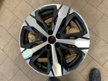 Load image into Gallery viewer, 1x Alufelge 18 Zoll 7.5" 4x108 49ET Glanz Schwarz 9811635077 Peugeot 5008 I FEL3112138111vg