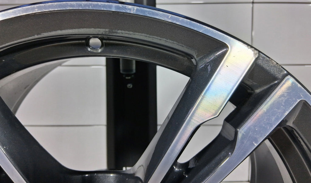 1x Alufelge 19 Zoll 9.5" 5x112 26ET Glanz Grau 7857075 BMW F90 F91 F92 Rim Wheel FEL3792726410kx