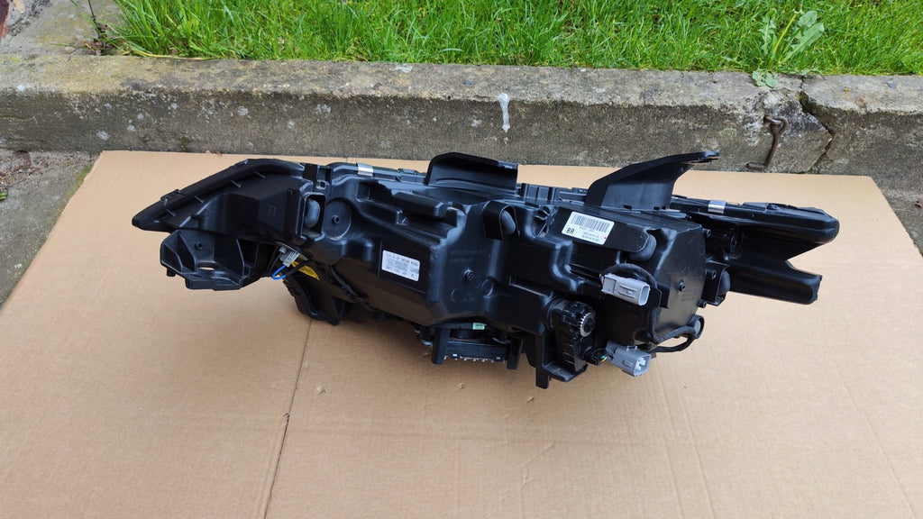 Frontscheinwerfer Mitsubishi Outlander ECM921-22E10 ECM921-21E10 Full LED Rechts