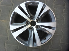 Laden Sie das Bild in den Galerie-Viewer, 1x Alufelge 17 Zoll 7.0&quot; 5x108 44ET 9677989977 Peugeot 308 Rim Wheel
