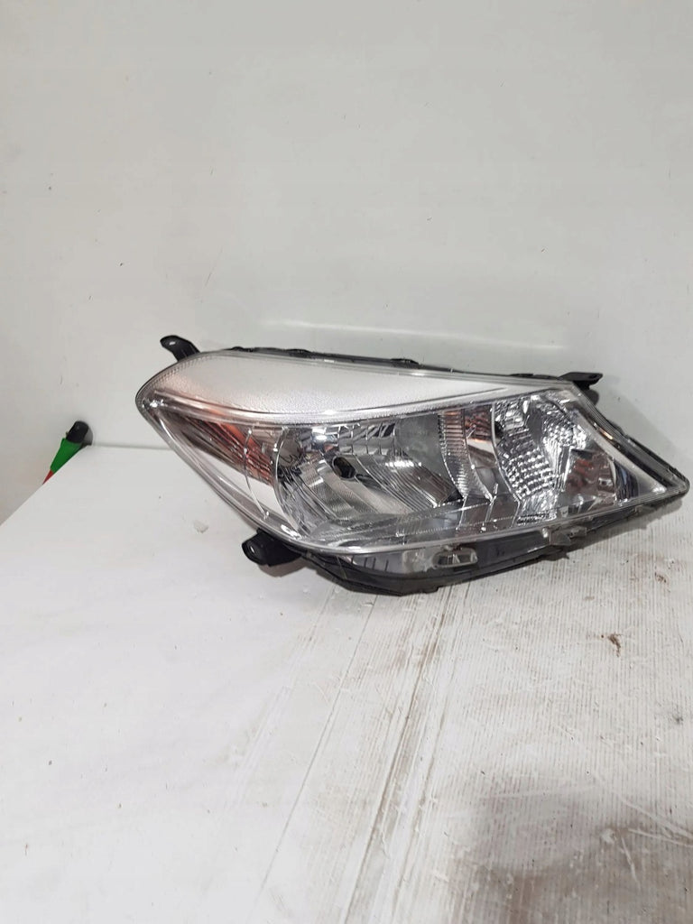 Frontscheinwerfer Toyota Yaris Rechts Scheinwerfer Headlight