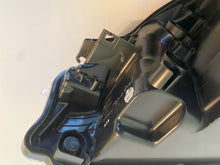 Load image into Gallery viewer, Frontscheinwerfer Toyota Yaris Rechts Scheinwerfer Headlight