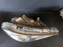 Laden Sie das Bild in den Galerie-Viewer, Frontscheinwerfer Mercedes-Benz Cla X118 C118 A1189062600 Rechts Headlight SCH9499031012vk