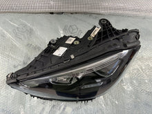 Laden Sie das Bild in den Galerie-Viewer, Frontscheinwerfer Mercedes-Benz W206 A2069067103 Links Scheinwerfer Headlight SCH8219667632nn