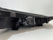 Laden Sie das Bild in den Galerie-Viewer, Frontscheinwerfer Hyundai Kona 92207-J90 Links Scheinwerfer Headlight SCH3953425871ux