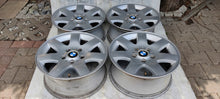 Laden Sie das Bild in den Galerie-Viewer, 4x Alufelge 16 Zoll 7.0" 5x120 47ET Silber 1094498 BMW Rim Wheel FEL2503216655ta