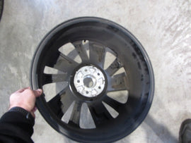 1x Alufelge 19 Zoll 7.0