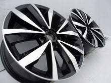 Laden Sie das Bild in den Galerie-Viewer, 1x Alufelge 17 Zoll 7.0" 5x112 45ET 2GA601025B VW T-Roc Rim Wheel FEL2423082362nk