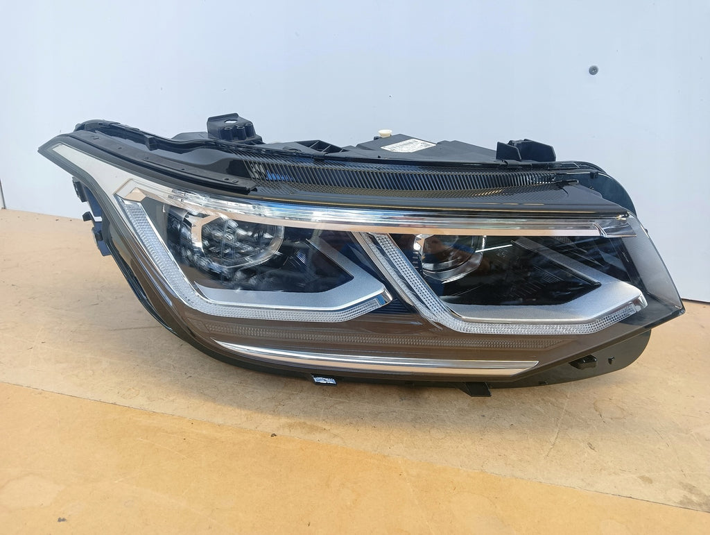 Frontscheinwerfer VW Tiguan 5NB941082G LED Rechts Scheinwerfer Headlight