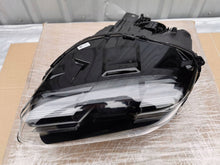 Laden Sie das Bild in den Galerie-Viewer, Frontscheinwerfer Porsche Taycan 9J1941031E-BAX Links Scheinwerfer Headlight SCH9818610956ie