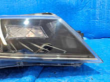 Laden Sie das Bild in den Galerie-Viewer, Frontscheinwerfer Skoda Superb III 3V1941016A Bi-Xenon Rechts Headlight