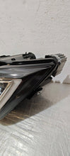 Laden Sie das Bild in den Galerie-Viewer, Frontscheinwerfer Seat Ateca 576941031B LED Links Scheinwerfer Headlight SCH1710895740ox