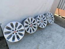 Laden Sie das Bild in den Galerie-Viewer, 4x Alufelge 17 Zoll 6.5&quot; 5x108 43ET GX73-1007-UA Jaguar Rim Wheel