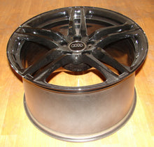 Load image into Gallery viewer, 1x Alufelge 19 Zoll 11.0&quot; 5x112 50ET 420601025AH Audi R8 Gt Rim Wheel