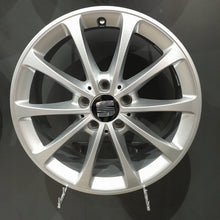 Laden Sie das Bild in den Galerie-Viewer, 4x Alufelge 17 Zoll 6.5" 5x112 44ET A1774010300 Mercedes-Benz Altea Xl Rim Wheel FEL9600806487jz