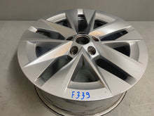 Laden Sie das Bild in den Galerie-Viewer, 1x Alufelge 17 Zoll 7.0&quot; 5x112 46ET 5E3601025E Skoda Octavia Iv Rim Wheel