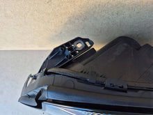 Laden Sie das Bild in den Galerie-Viewer, Frontscheinwerfer Mercedes-Benz X156 A1569061100 Links Scheinwerfer Headlight SCH1385878511oj