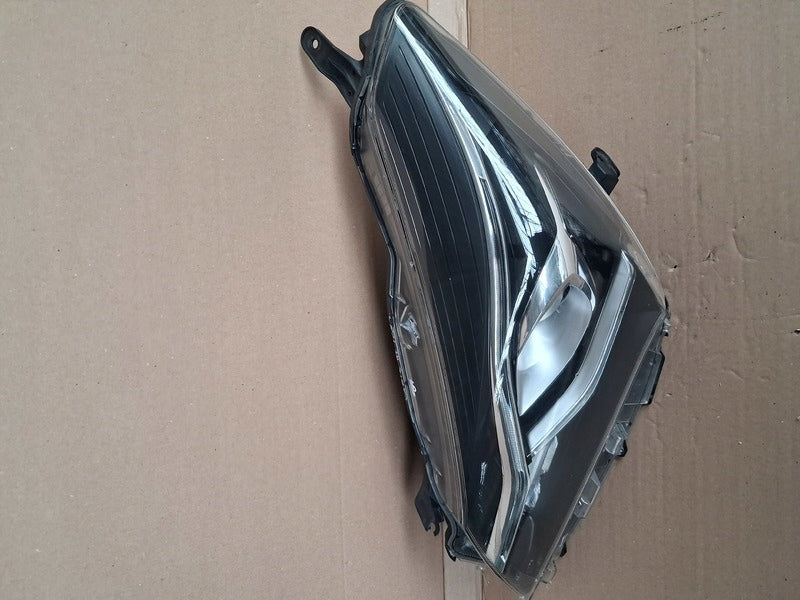 Frontscheinwerfer Toyota Yaris Links Scheinwerfer Headlight SCH7559006396sr