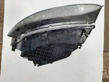 Laden Sie das Bild in den Galerie-Viewer, Frontscheinwerfer Audi A4 B6 8E0941029T 8E0941030 Xenon Ein Satz Headlight