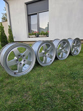 Laden Sie das Bild in den Galerie-Viewer, 4x Alufelge 16 Zoll 7.0" 5x112 35ET Glanz Silber 8W0601025 Audi A4 B9 Rim Wheel FEL8331477390ju