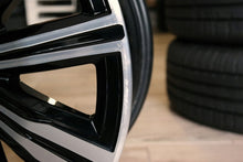 Load image into Gallery viewer, 1x Alufelge 18 Zoll 7.5" 5x112 25ET Glanz Schwarz 6883524 BMW G21 G20 Rim Wheel FEL6175896945kf