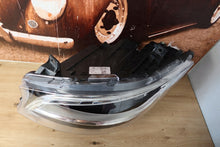 Laden Sie das Bild in den Galerie-Viewer, Frontscheinwerfer Mercedes-Benz Sprinter A9109065700 LED Links Headlight