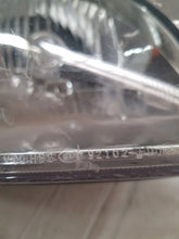 Laden Sie das Bild in den Galerie-Viewer, Frontscheinwerfer Kia Rio Rechts Scheinwerfer Headlight