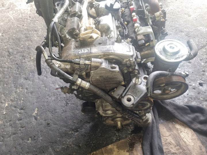 Motor Toyota Avensis 2AD 2.2 Engine Komplett MOT4176574124ty