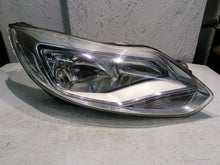 Laden Sie das Bild in den Galerie-Viewer, Frontscheinwerfer Ford Focus III BM5113W029NB Rechts Scheinwerfer Headlight SCH6289741476oi