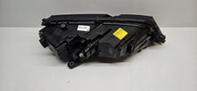 Laden Sie das Bild in den Galerie-Viewer, Frontscheinwerfer Skoda Octavia III 5E1941015D LED Links Scheinwerfer Headlight SCH6591072730mp