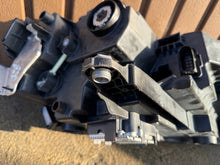 Laden Sie das Bild in den Galerie-Viewer, Frontscheinwerfer Skoda Superb 3P1941015 Links Scheinwerfer Headlight SCH2425092568lh