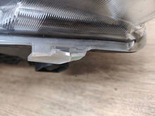 Load image into Gallery viewer, Frontscheinwerfer Mercedes-Benz Vito W447 A4478200161 Rechts Headlight