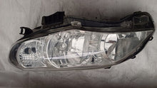 Load image into Gallery viewer, Frontscheinwerfer Toyota Corolla 8117002830 FALSE Scheinwerfer Headlight SCH7863300218qb
