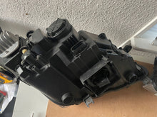 Laden Sie das Bild in den Galerie-Viewer, Frontscheinwerfer Seat Ateca 576941007G 576941008G Ein Stück (Rechts oder Links) SCH1897109570ne