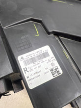 Load image into Gallery viewer, Frontscheinwerfer VW Tiguan 5NM941082E Rechts Scheinwerfer Headlight SCH5510626918gs