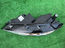 Laden Sie das Bild in den Galerie-Viewer, Frontscheinwerfer VW Touran 5TB941035E LED Links Scheinwerfer Headlight SCH6975281144ra