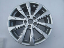 Laden Sie das Bild in den Galerie-Viewer, 1x Alufelge 18 Zoll 5x112 83A601025G Audi Q3 Rim Wheel FEL3921699978mt