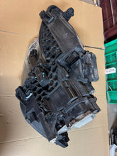 Laden Sie das Bild in den Galerie-Viewer, Frontscheinwerfer Skoda Superb II 3T1941016H Xenon Rechts Scheinwerfer Headlight