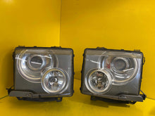 Laden Sie das Bild in den Galerie-Viewer, Frontscheinwerfer Land Rover Range III L322 307022971 Xenon Rechts oder Links SCH7915885256hf