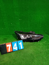 Laden Sie das Bild in den Galerie-Viewer, Frontscheinwerfer Seat Leon 5FB941006D Rechts Scheinwerfer Headlight SCH7057034152ai