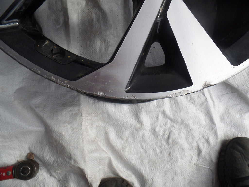 1x Alufelge 18 Zoll 8.0" 5x114.3 52ET 52910-J9800 Hyundai Tucson Rim Wheel