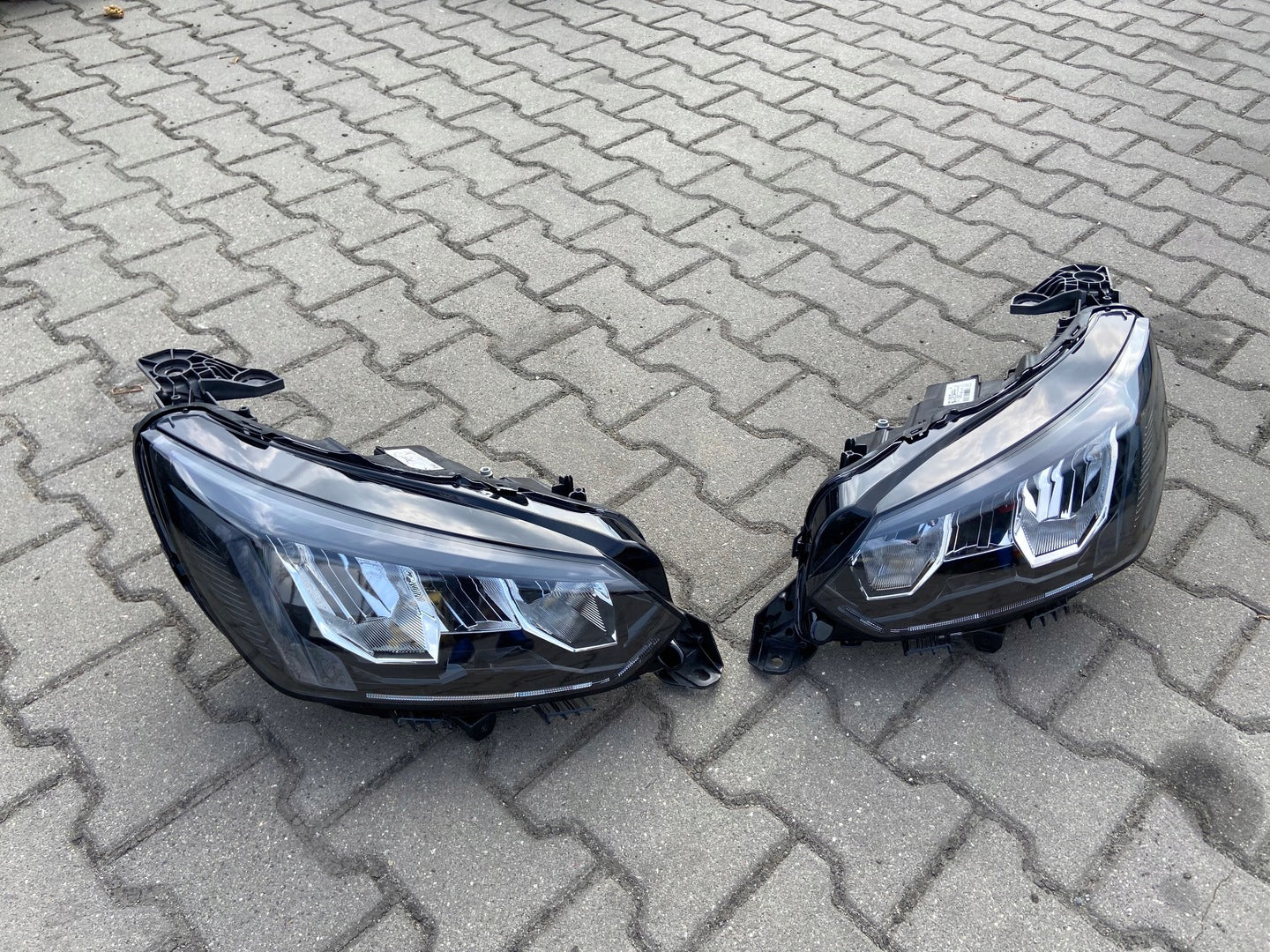 Frontscheinwerfer Peugeot 208 II LED Ein Stück (Rechts oder Links) Headlight SCH9404855157ru