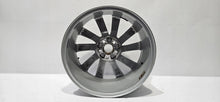 Laden Sie das Bild in den Galerie-Viewer, 1x Alufelge 17 Zoll 6.5&quot; 5x100 40ET 657601025 Skoda Scala Kamiq Rim Wheel