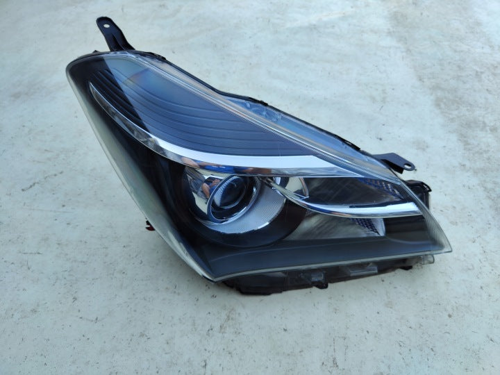 Frontscheinwerfer Toyota Yaris FPW1718 Rechts Scheinwerfer Headlight SCH8010717866jz