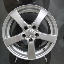 Laden Sie das Bild in den Galerie-Viewer, 4x Alufelge 16 Zoll 7.0" 5x112 40ET Glanz Silber KBA47687- Skoda Octavia Ii FEL7391116420pn