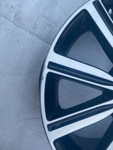Load image into Gallery viewer, 1x Alufelge 17 Zoll 7.5&quot; 5x114.3 52 5ET 52910-D4650 Kia Optima Rim Wheel
