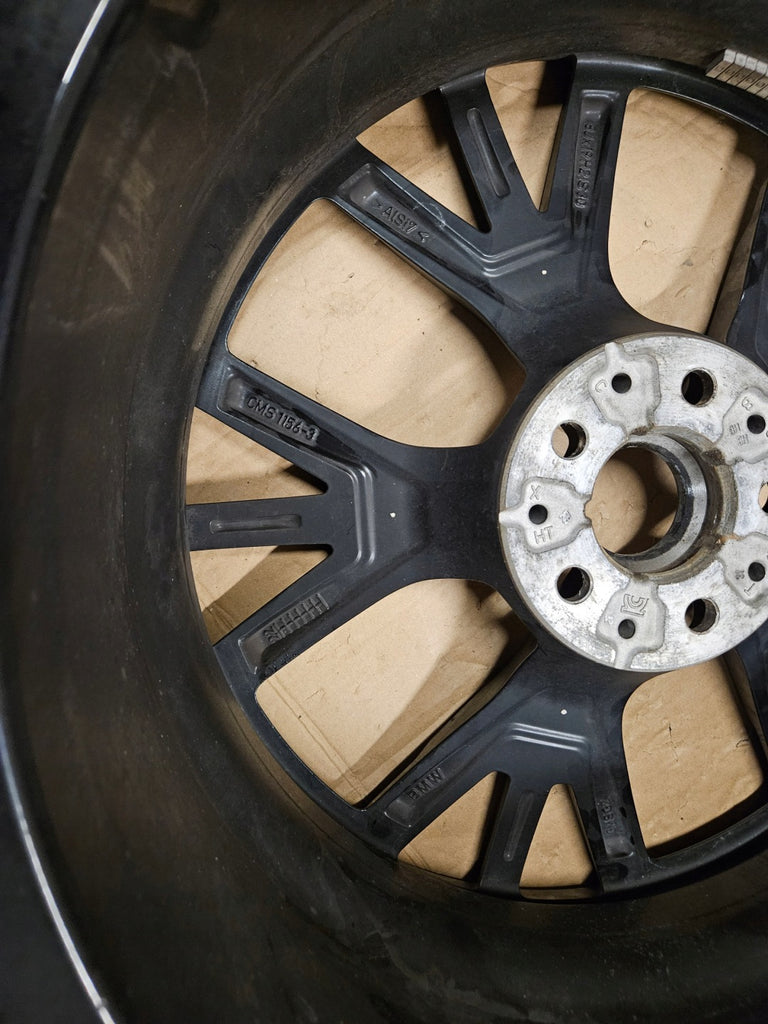 1x Alufelge 19 Zoll 8.0" 5x112 30ET Glanz Schwarz 8747234 BMW 5 G31 G30 FEL3389144532or